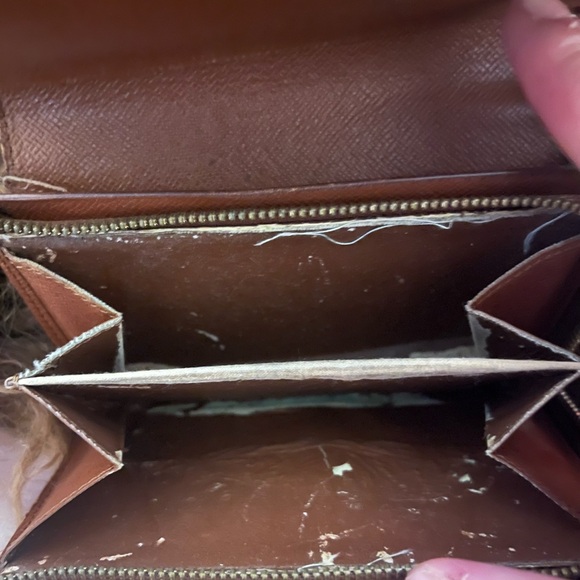 Authentic 1997 Louis Vuitton Monogram Porte-Monnaie Tresor Wallet - Picture 5 of 14